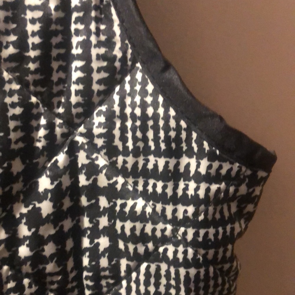 Cambridge Dry Goods Houndstooth puffer zip up vest - Picture 8 of 12